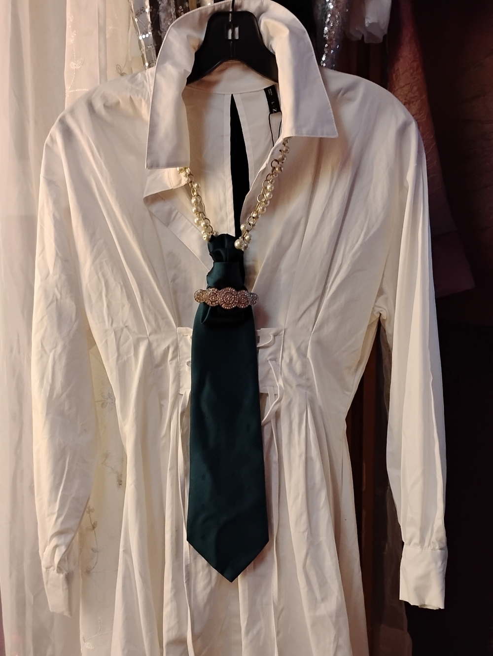 Woman's Necktie. Hand designed.